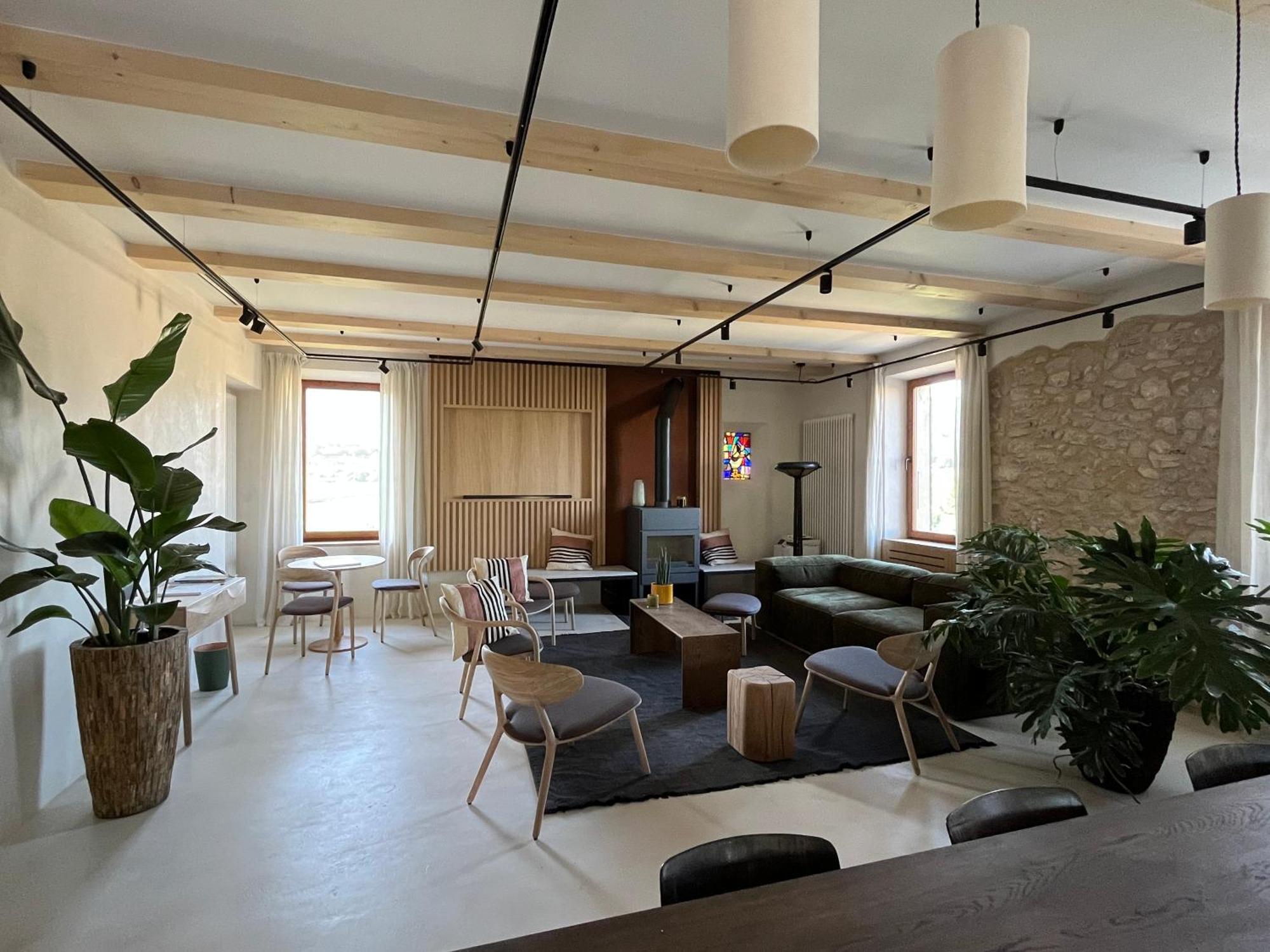 Le Pavadou B&B Méthamis Exteriör bild